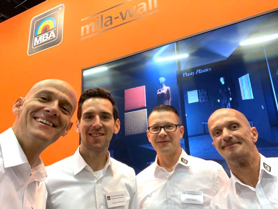 Das MBA-Team am Messestand auf der Exponatec in Köln im November 2019