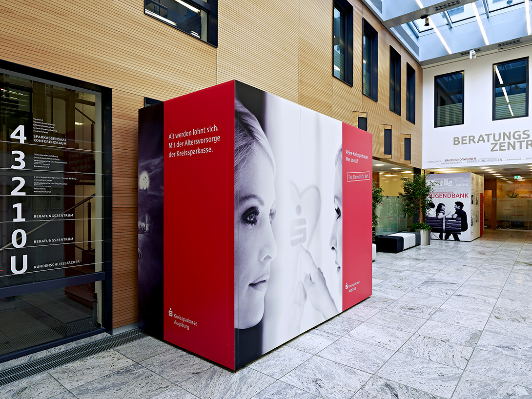 Mila-wall wall modules in the Kreissparkasse Augsburg